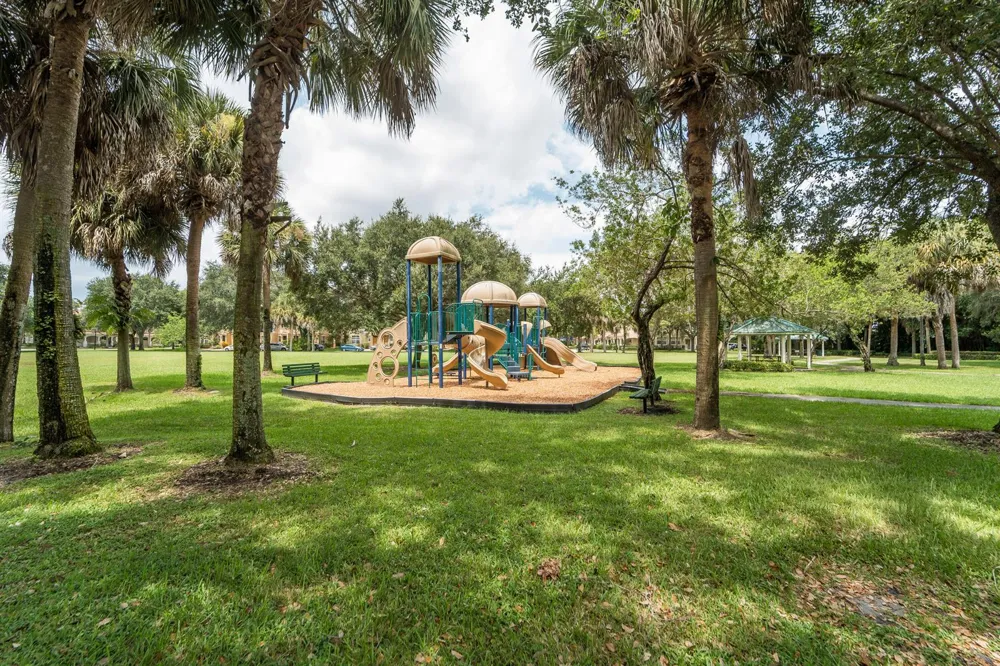 4542 Danson Way Delray Beach, FL 33445
