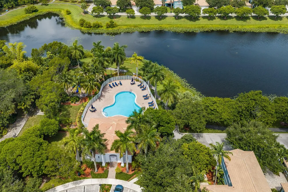 4542 Danson Way Delray Beach, FL 33445