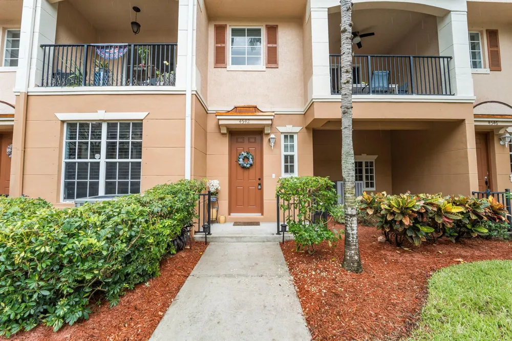 4542 Danson Way Delray Beach, FL 33445