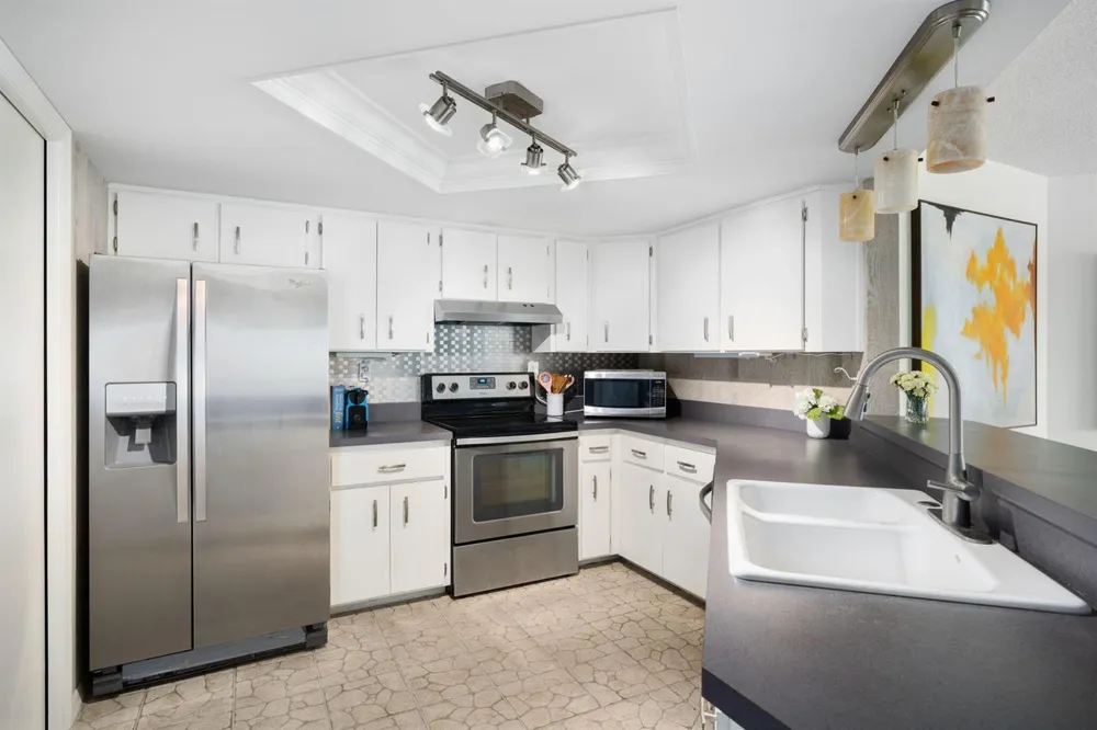 1825 Mooringline Drive #2-F Vero Beach, FL 32963