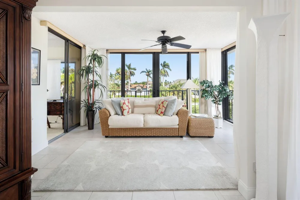 1825 Mooringline Drive #2-F Vero Beach, FL 32963