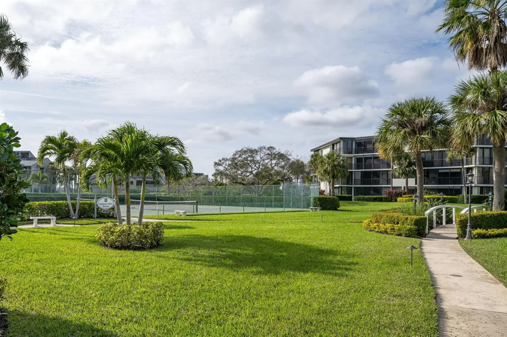 1825 Mooringline Drive #2-F Vero Beach, FL 32963