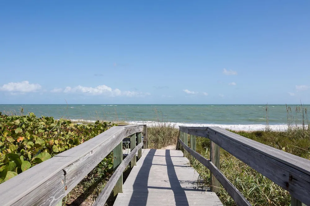 1825 Mooringline Drive #2-F Vero Beach, FL 32963