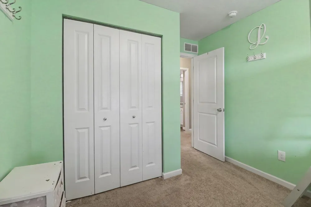 2129 Kensington Park Circle Holland, MI 49423
