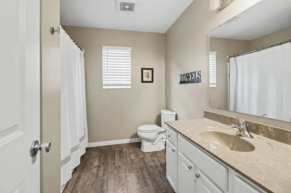 2129 Kensington Park Circle Holland, MI 49423