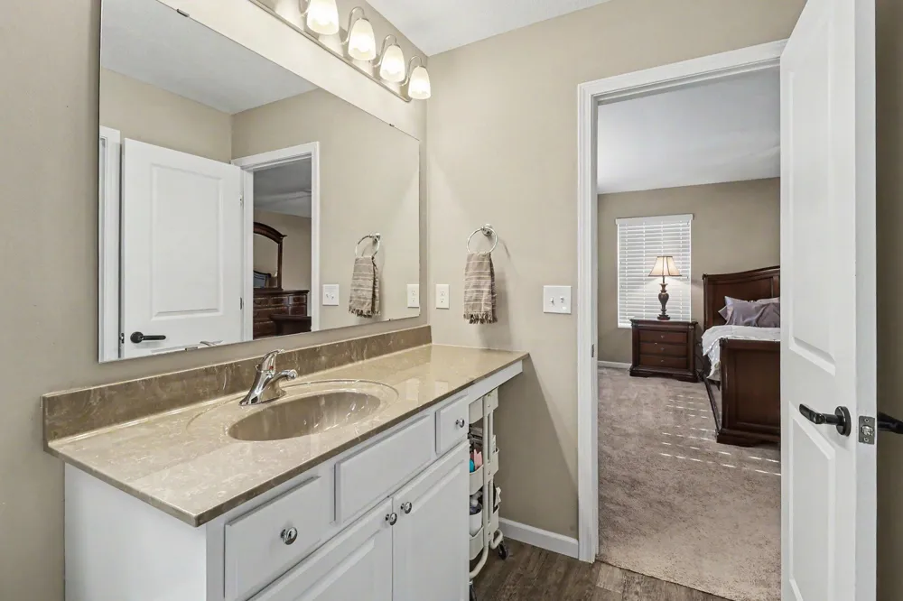 2129 Kensington Park Circle Holland, MI 49423