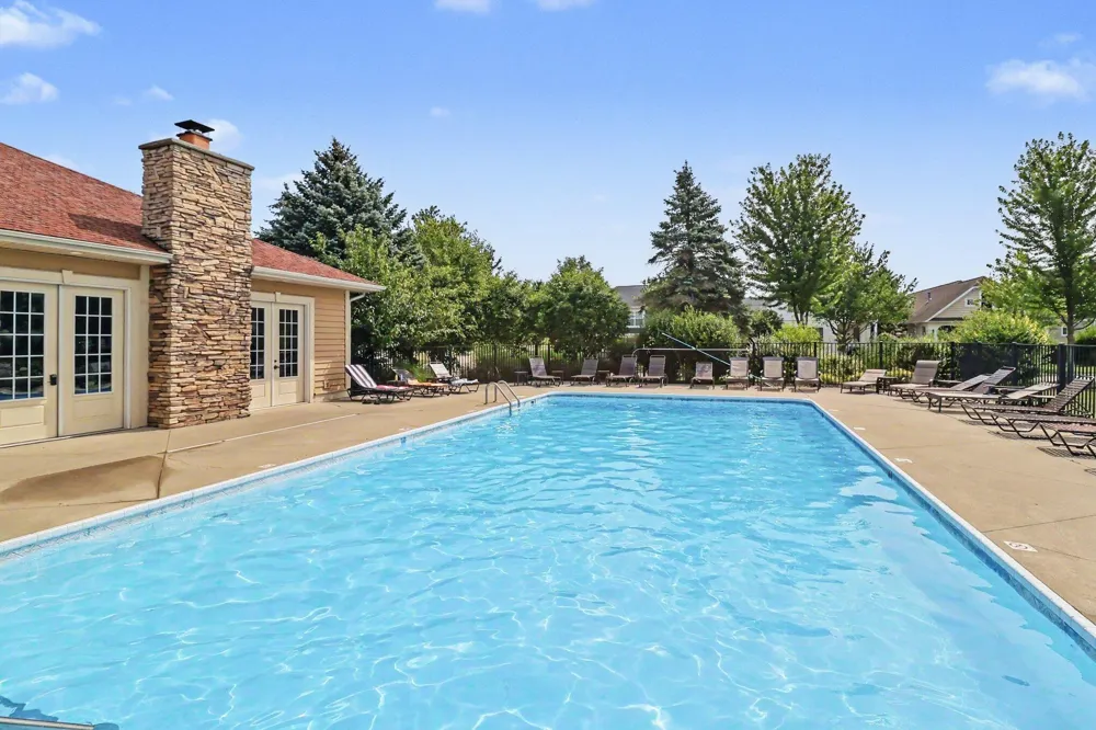 2129 Kensington Park Circle Holland, MI 49423