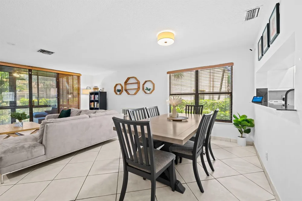3952 COCOPLUM CIRCLE #3646 Coconut Creek, FL 33063