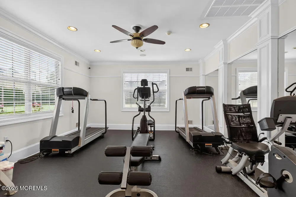 21 Snowberry Lane Howell, NJ 07731