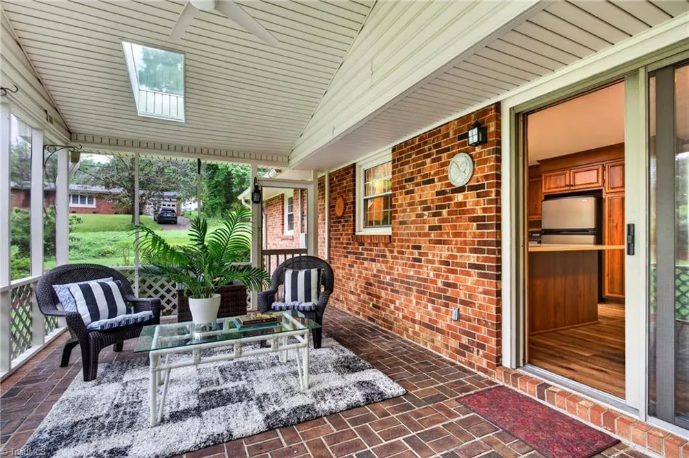 200 Brookview Circle Jamestown, NC 27282