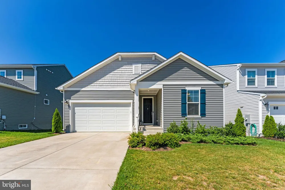 114 CURTAIN FALL DRIVE Middletown, VA 22645