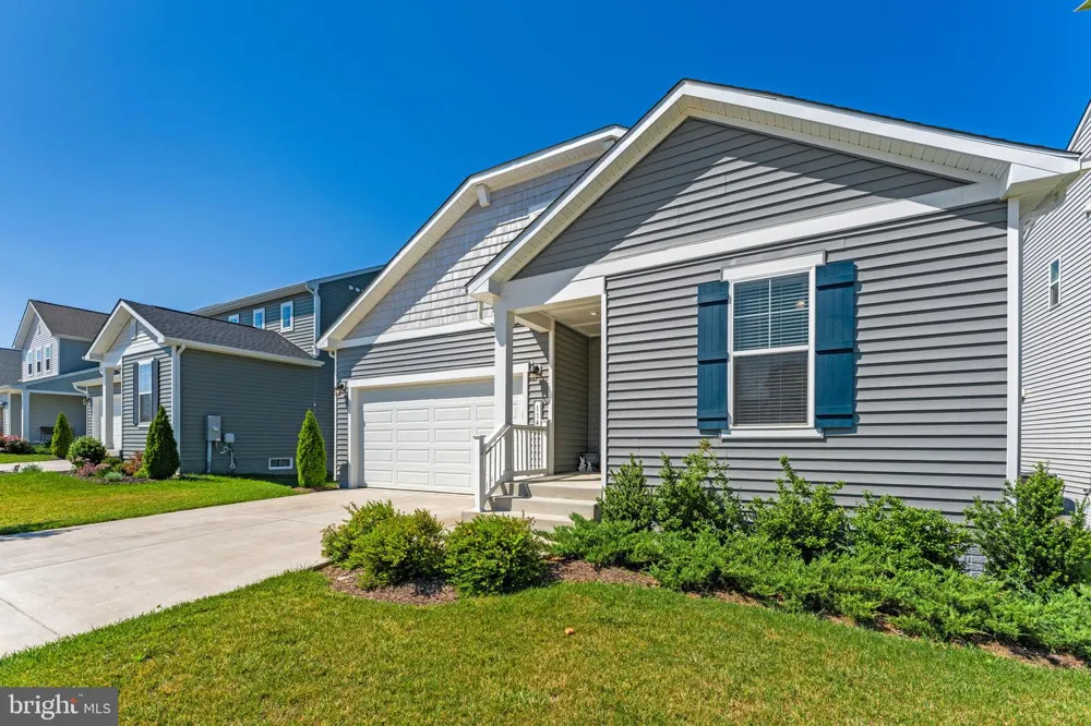 114 CURTAIN FALL DRIVE Middletown, VA 22645