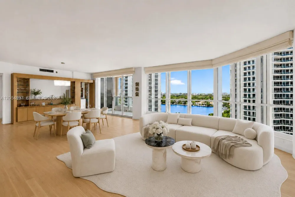 21150 Point Pl #1605 Aventura, FL 33180