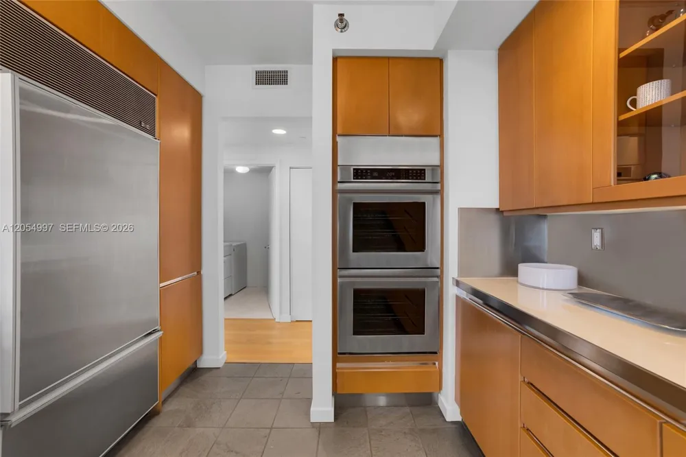 21150 Point Pl #1605 Aventura, FL 33180