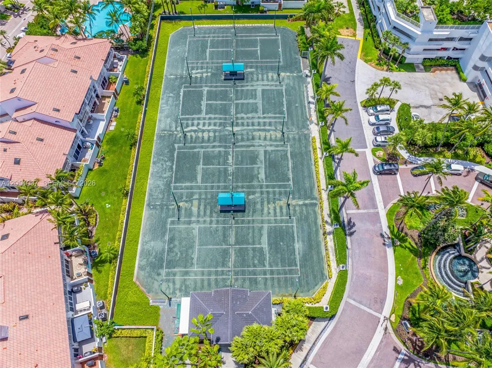 21150 Point Pl #1605 Aventura, FL 33180