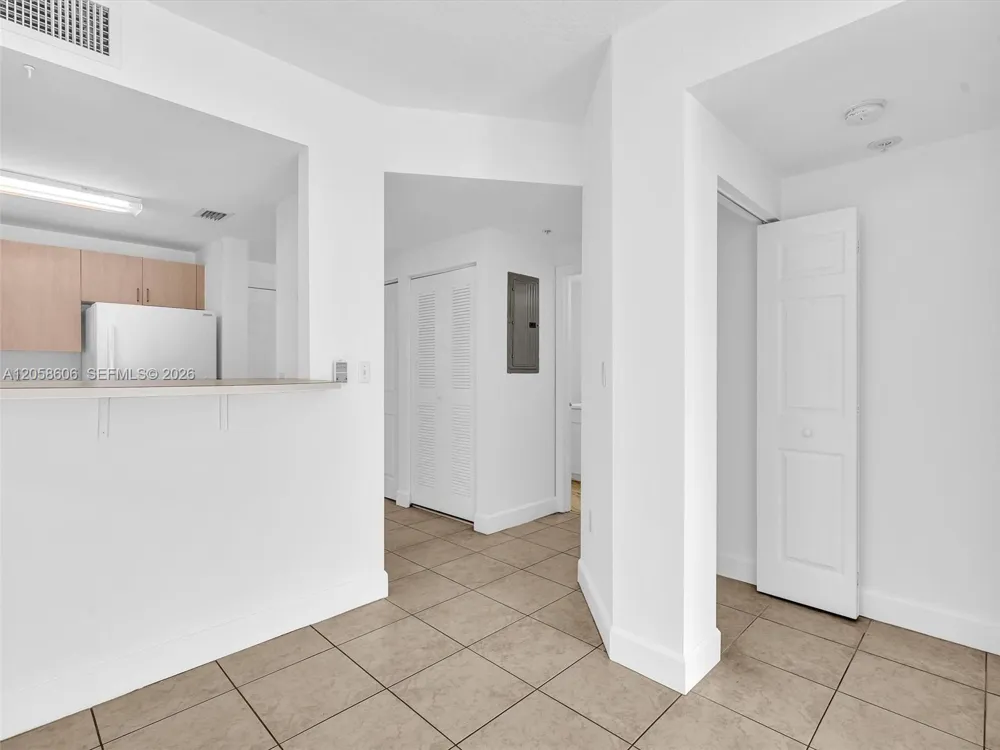 50 Menores Ave #518 Coral Gables, FL 33134