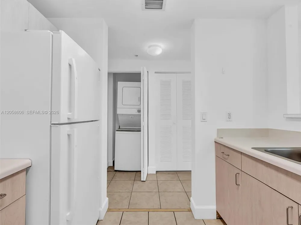50 Menores Ave #518 Coral Gables, FL 33134