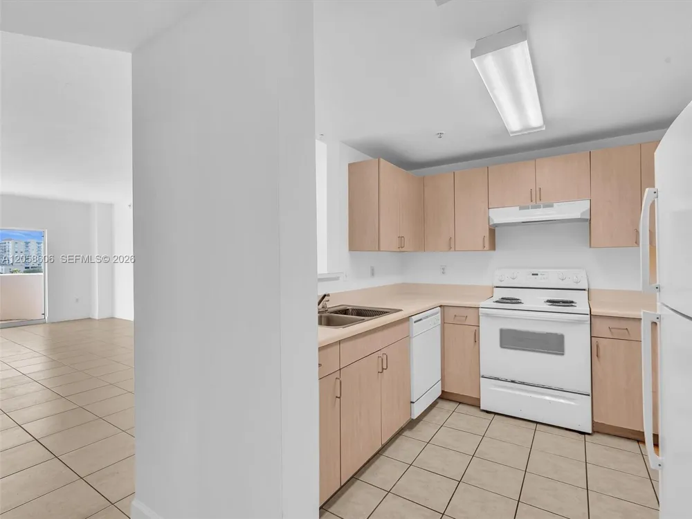 50 Menores Ave #518 Coral Gables, FL 33134