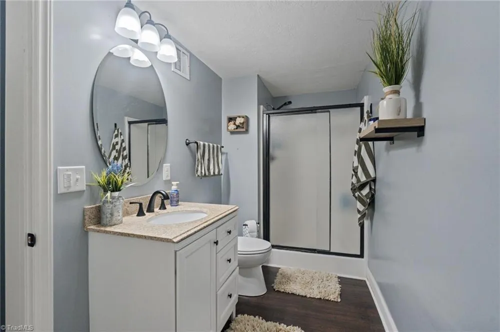 208 Monk Court North Wilkesboro, NC 28659