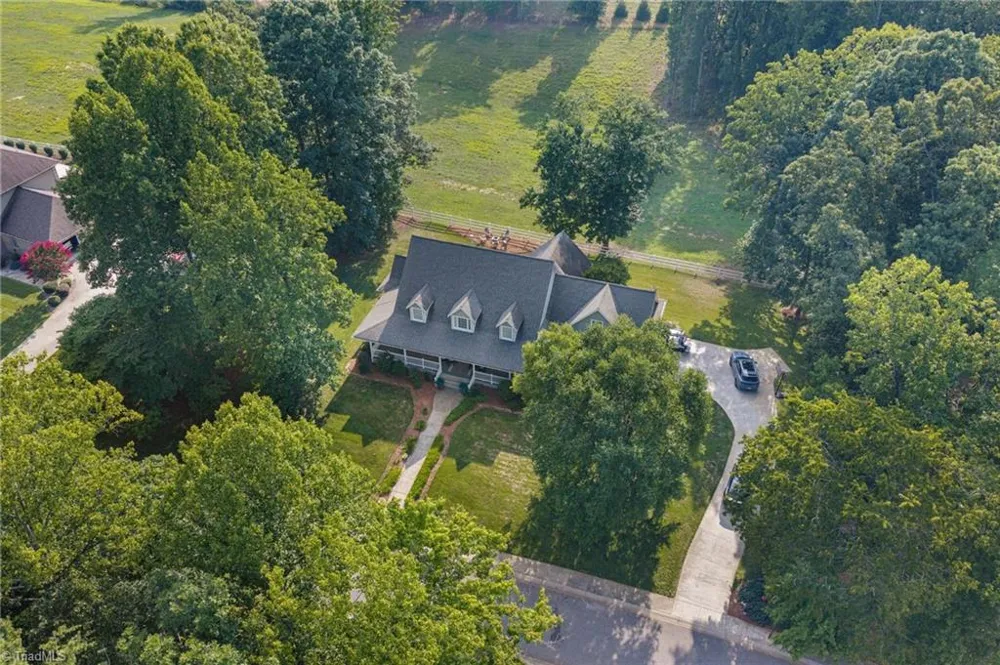208 Monk Court North Wilkesboro, NC 28659