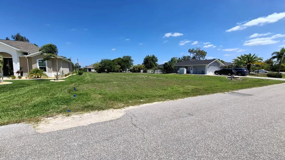 16147 DINAL DRIVE Punta Gorda, FL 33955