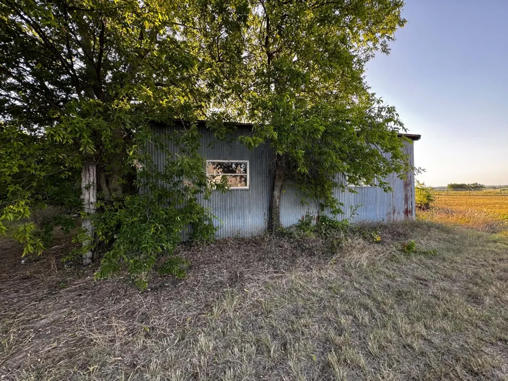 4270 Belz Road Sanger, TX 76266