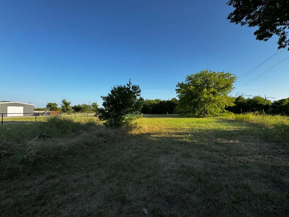 4270 Belz Road Sanger, TX 76266