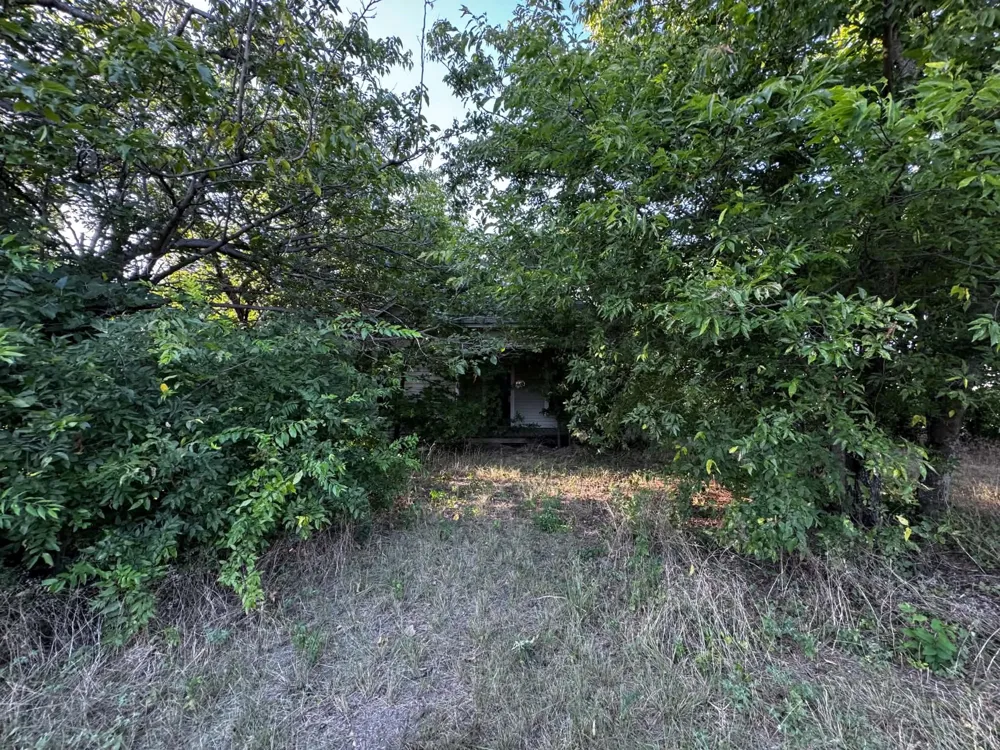 4270 Belz Road Sanger, TX 76266