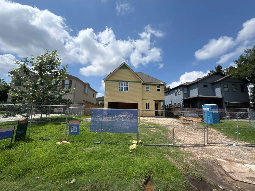 955 W 42nd Street Houston, TX 77018