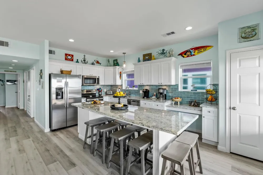 990 Jean Street Gilchrist, TX 77617