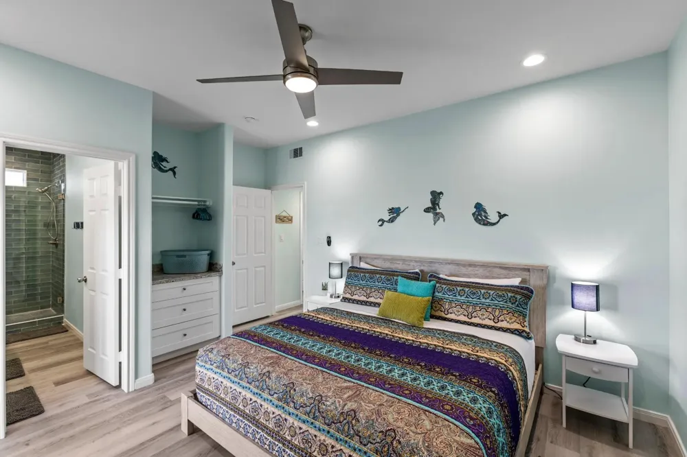 990 Jean Street Gilchrist, TX 77617