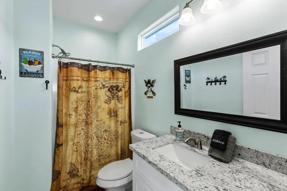 990 Jean Street Gilchrist, TX 77617