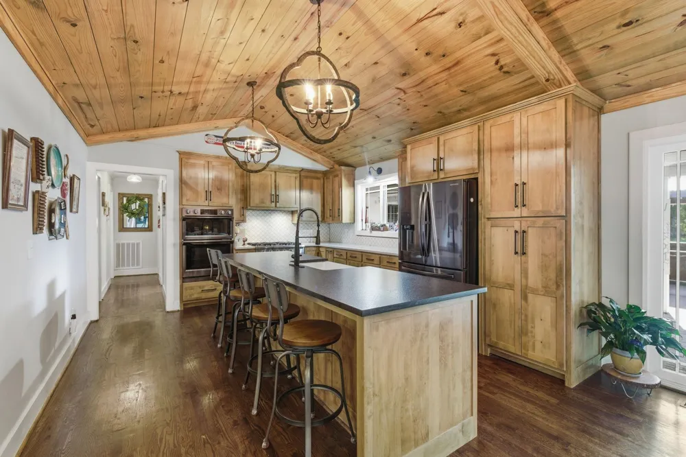 88 Riverbend Dr Woodbury, TN 37190