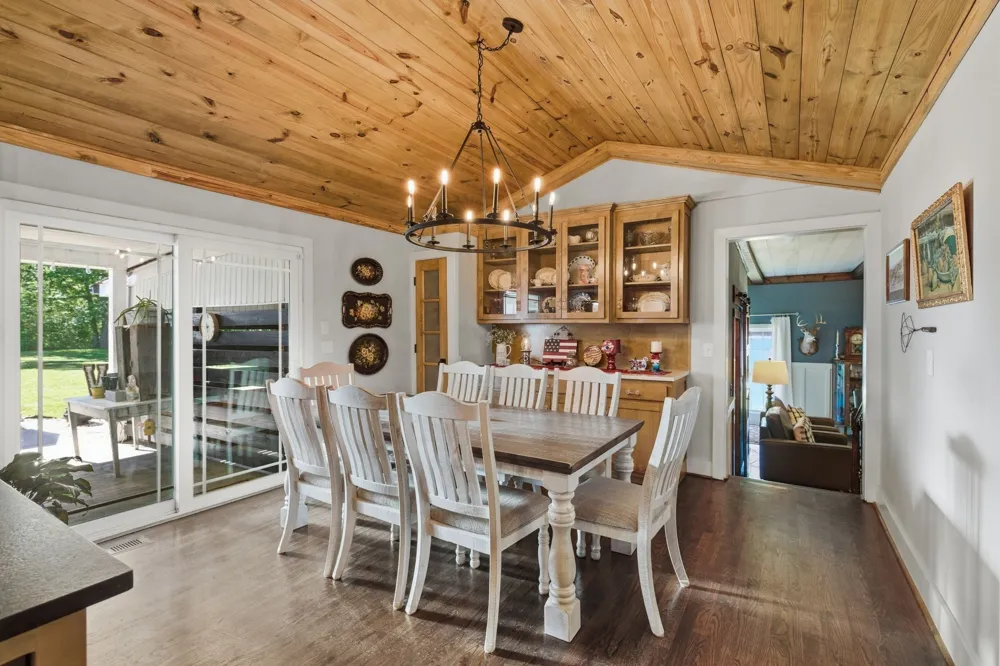 88 Riverbend Dr Woodbury, TN 37190