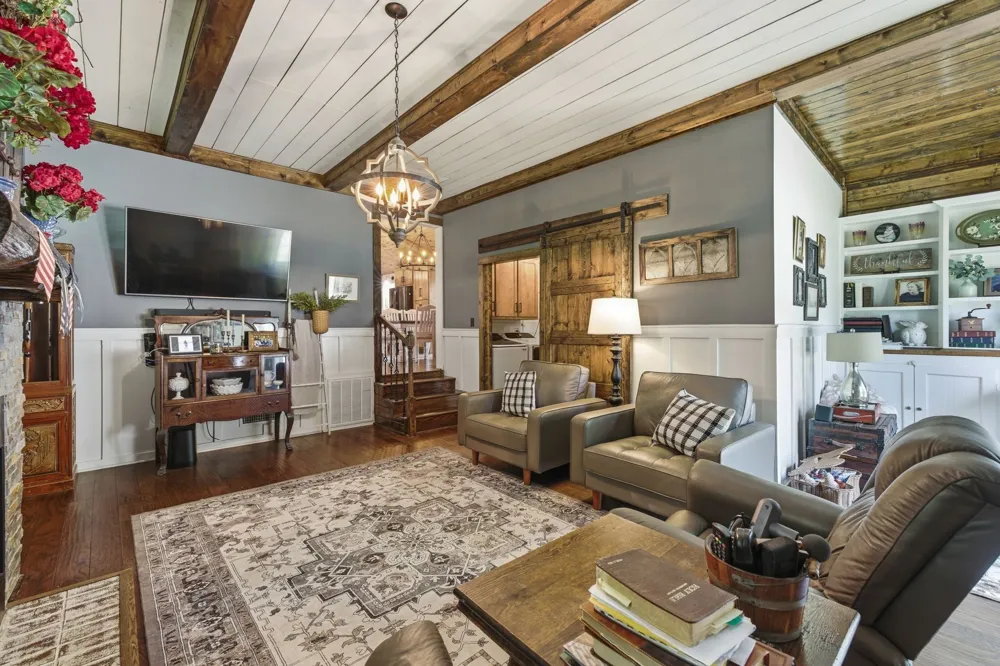 88 Riverbend Dr Woodbury, TN 37190