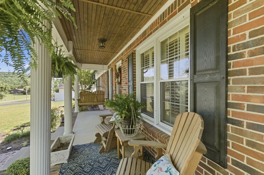 88 Riverbend Dr Woodbury, TN 37190