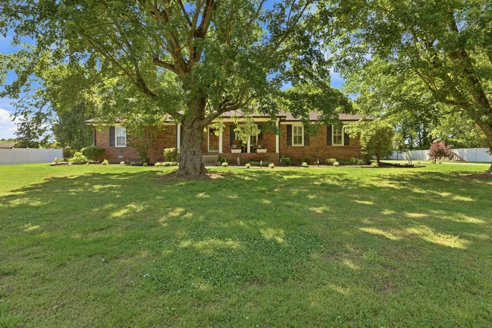 88 Riverbend Dr Woodbury, TN 37190