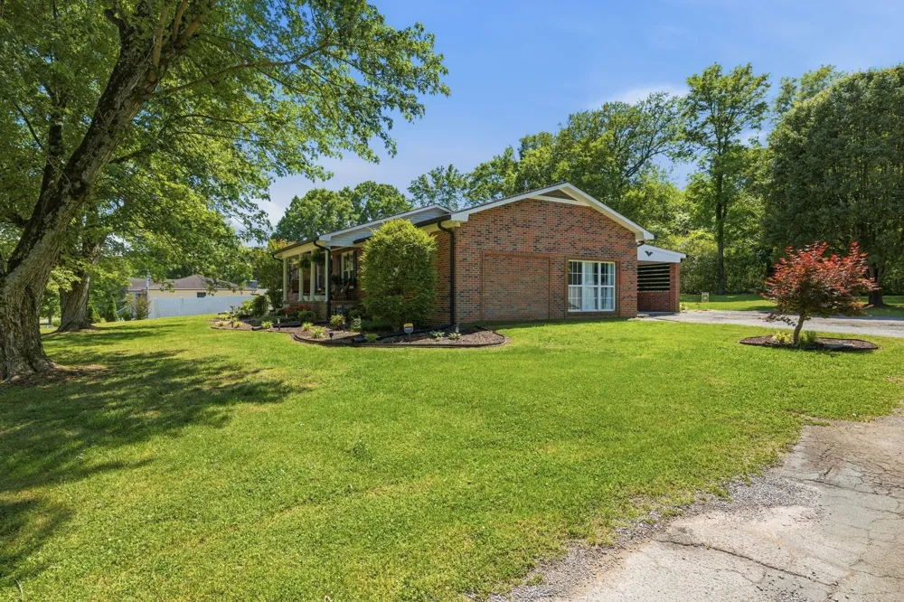 88 Riverbend Dr Woodbury, TN 37190