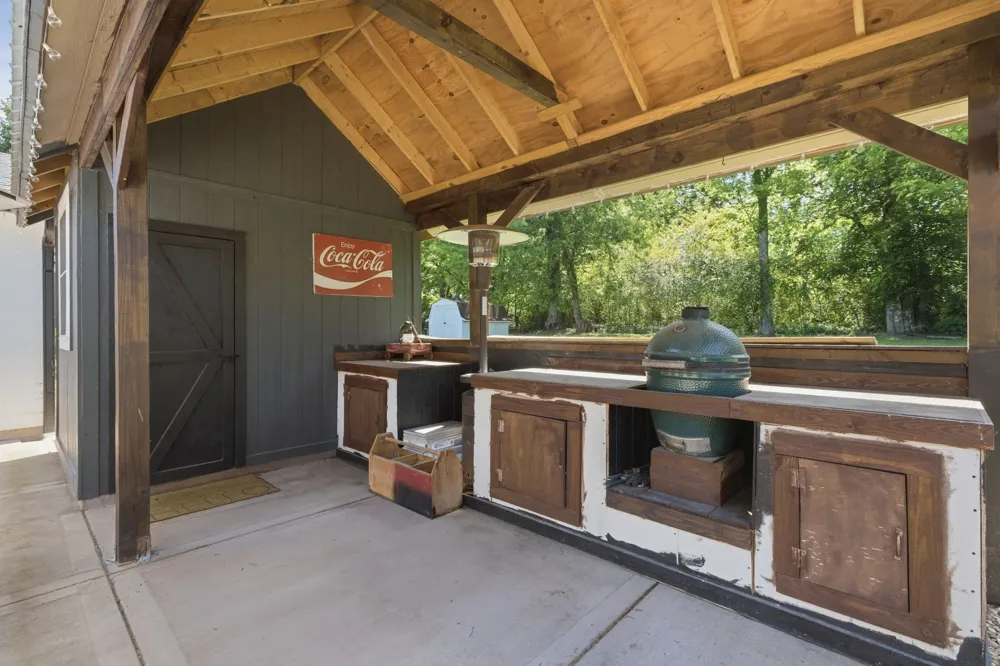 88 Riverbend Dr Woodbury, TN 37190