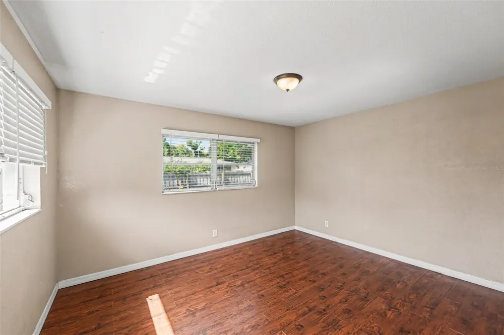 11428 75TH AVENUE Seminole, FL 33772