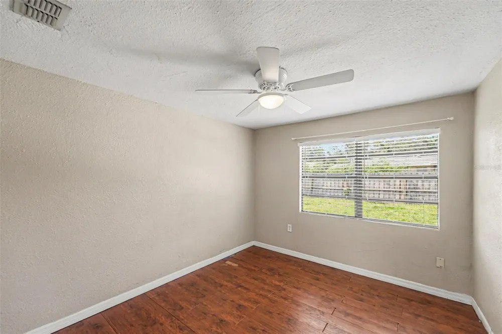 11428 75TH AVENUE Seminole, FL 33772