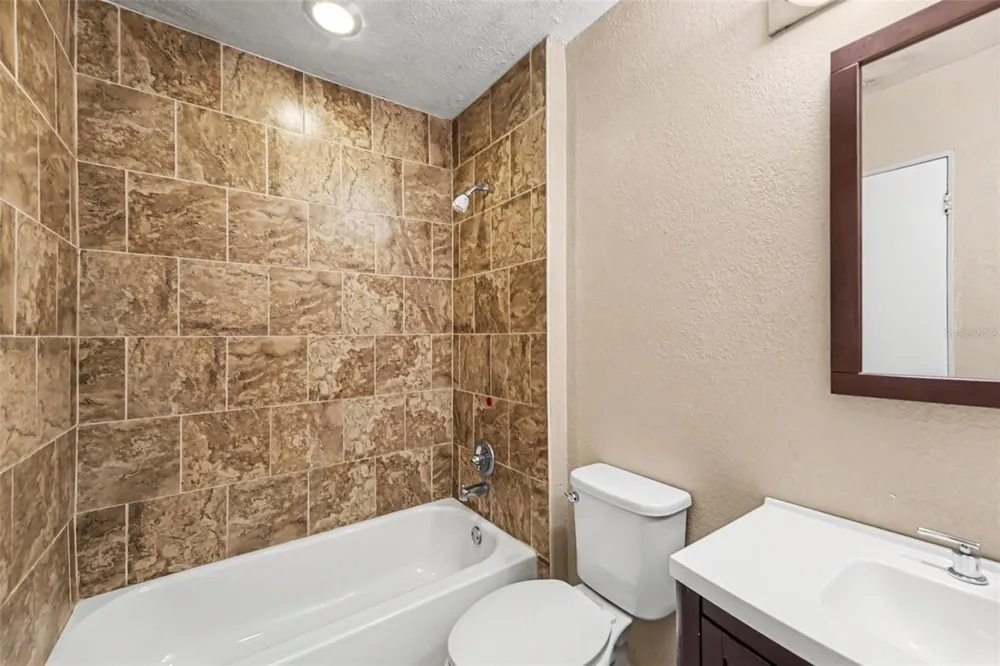 11428 75TH AVENUE Seminole, FL 33772