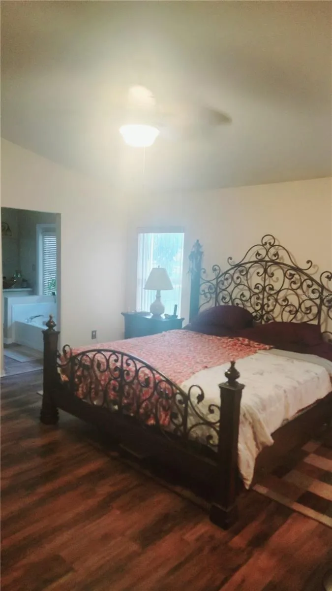 15301 MONTREAT WAY Tampa, FL 33625