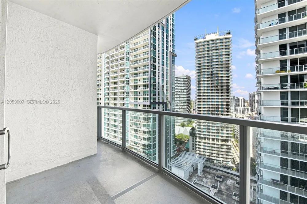 1060 Brickell Avenue #2315 Miami, FL 33131