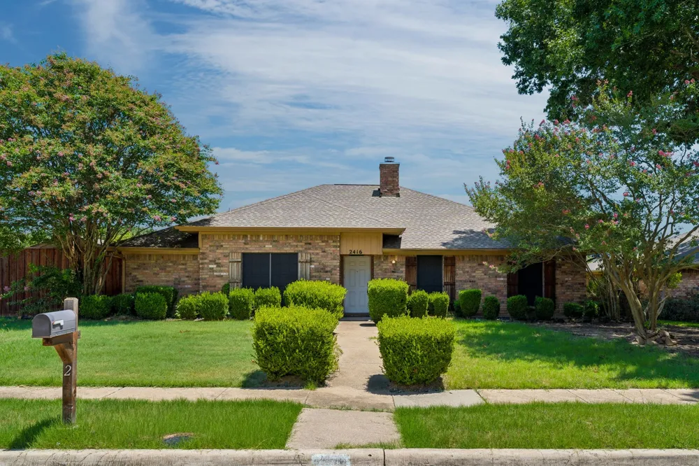 2416 Peachtree Lane Plano, TX 75074