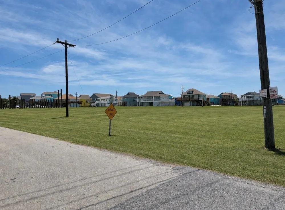 980 Copacabana Drive Crystal Beach, TX 77650