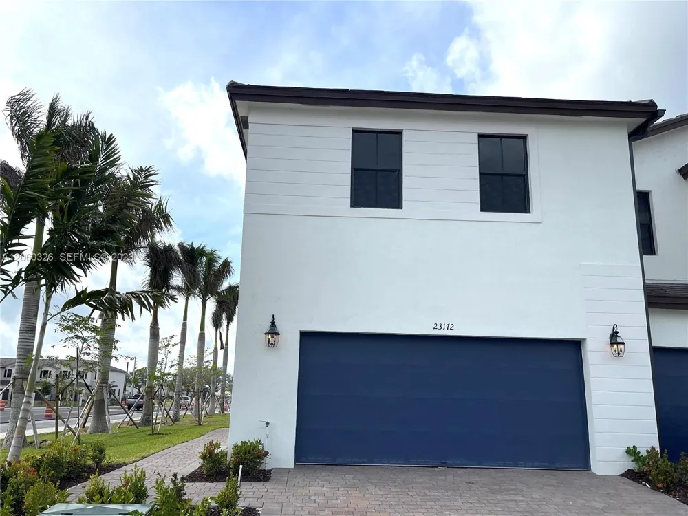 23172 SW 130th Ave #23172 Miami, FL 33170