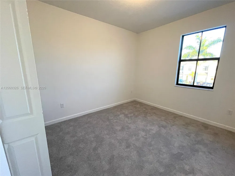 23172 SW 130th Ave #23172 Miami, FL 33170