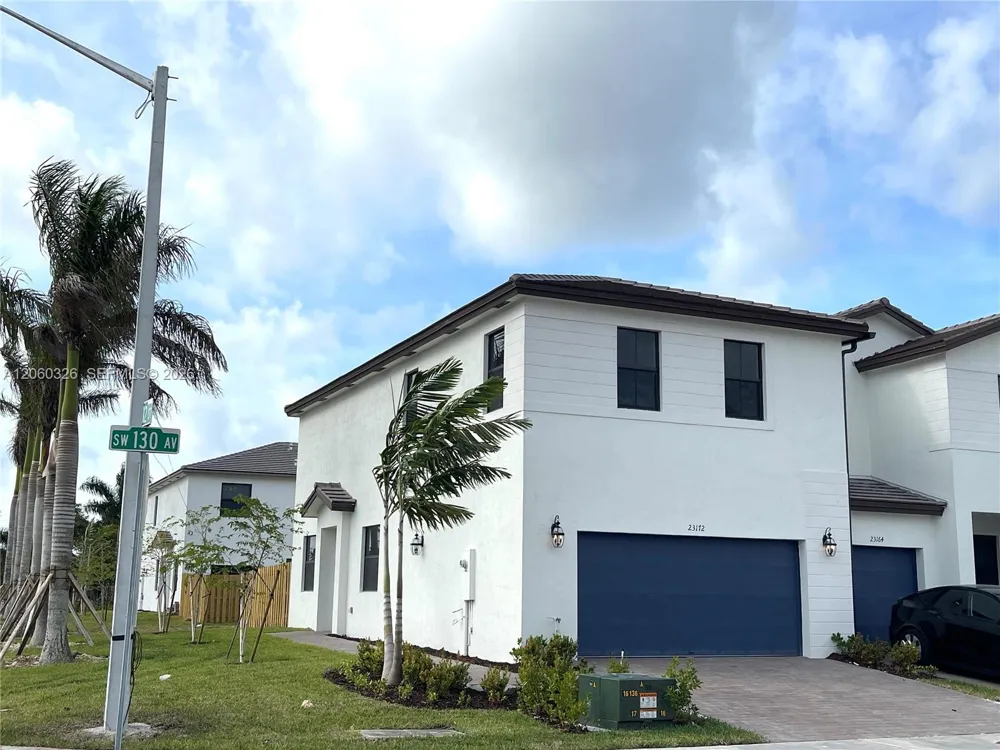 23172 SW 130th Ave #23172 Miami, FL 33170