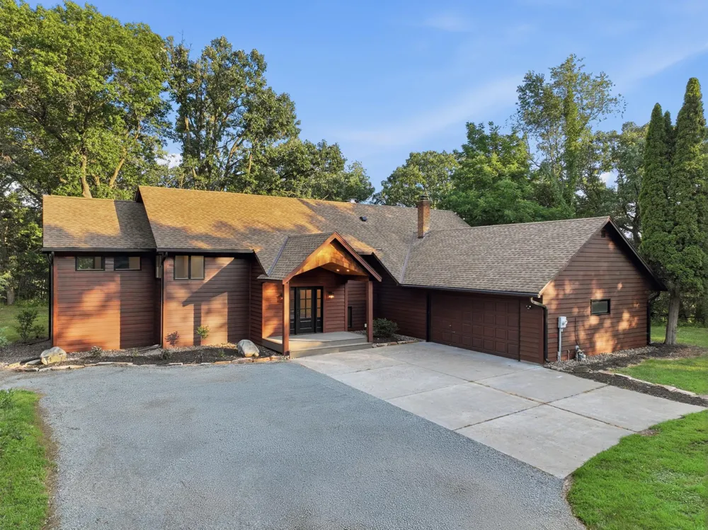 10761 Penfield Avenue Court Stillwater, MN 55082
